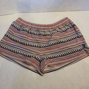 Women's Patagonia Athletic Shorts Geometric Print Worn Wear Size Large Green